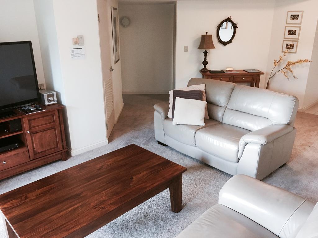 181 The Esplanade Aparthotel 4*