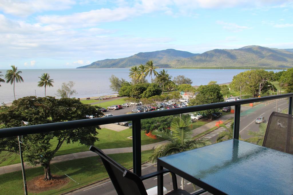 181 The Esplanade Aparthotel